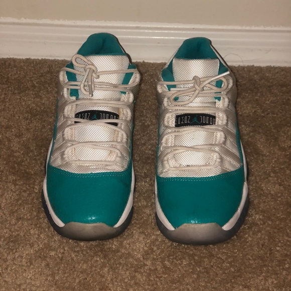jordan 11 aqua blue